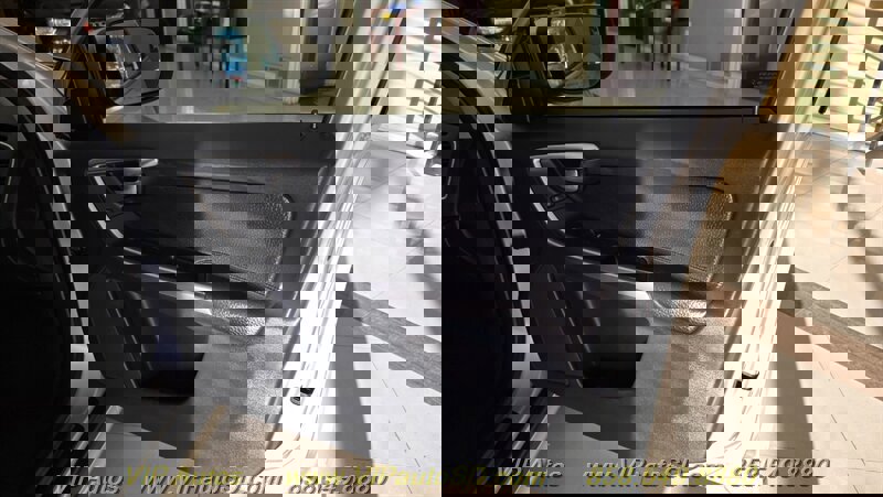 Used 2014 Volvo XC60 T6 image 13