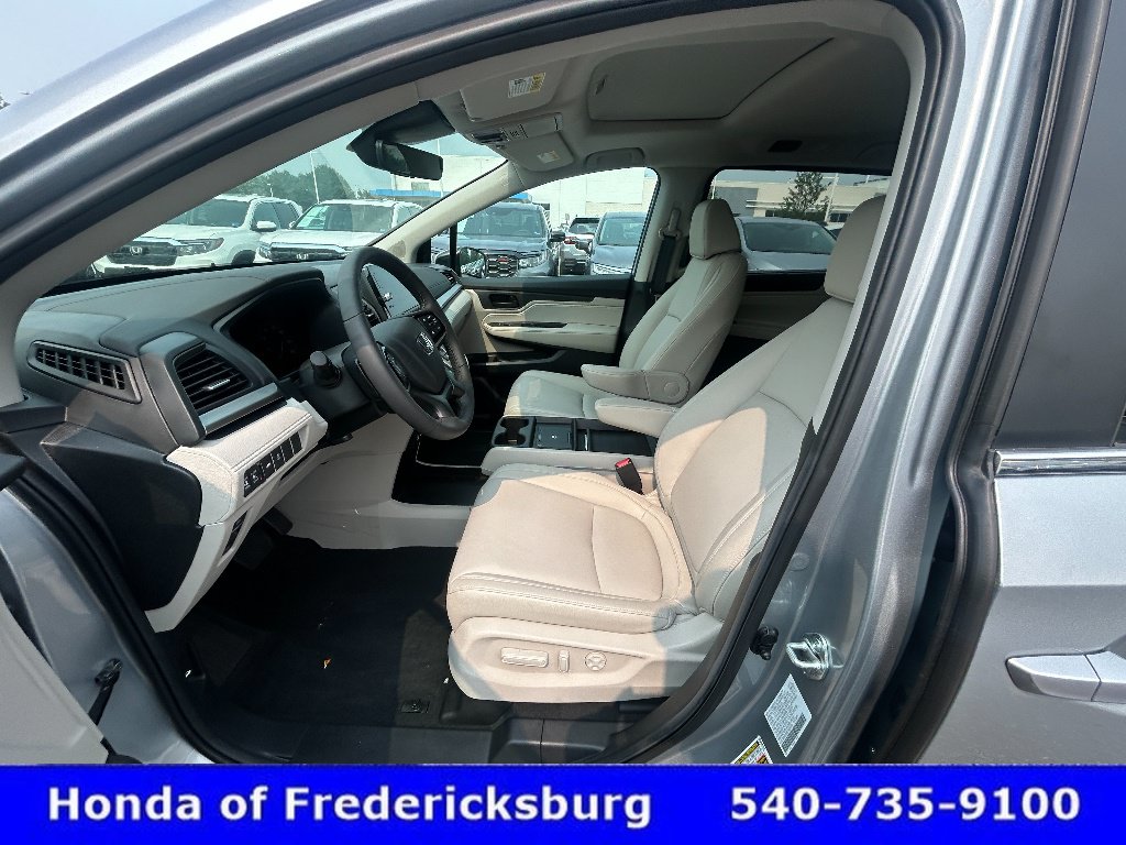 Certified 2026 Honda Odyssey EX-L image 13