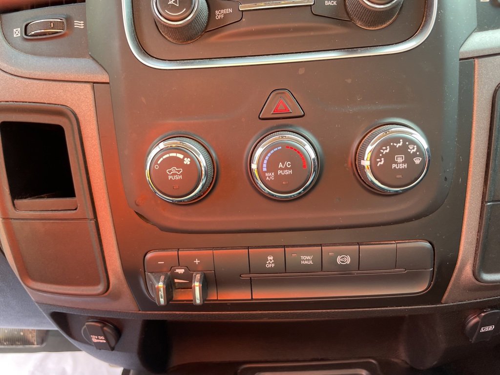 Used 2018 RAM 2500 Tradesman w/ Chrome Appearance Group image 24