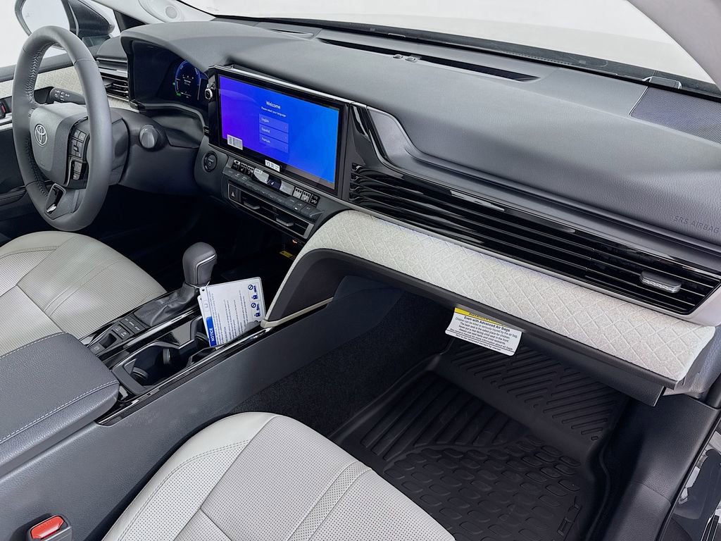 New 2026 Toyota Camry XLE w/ Premium Package AWD/4WD image 32