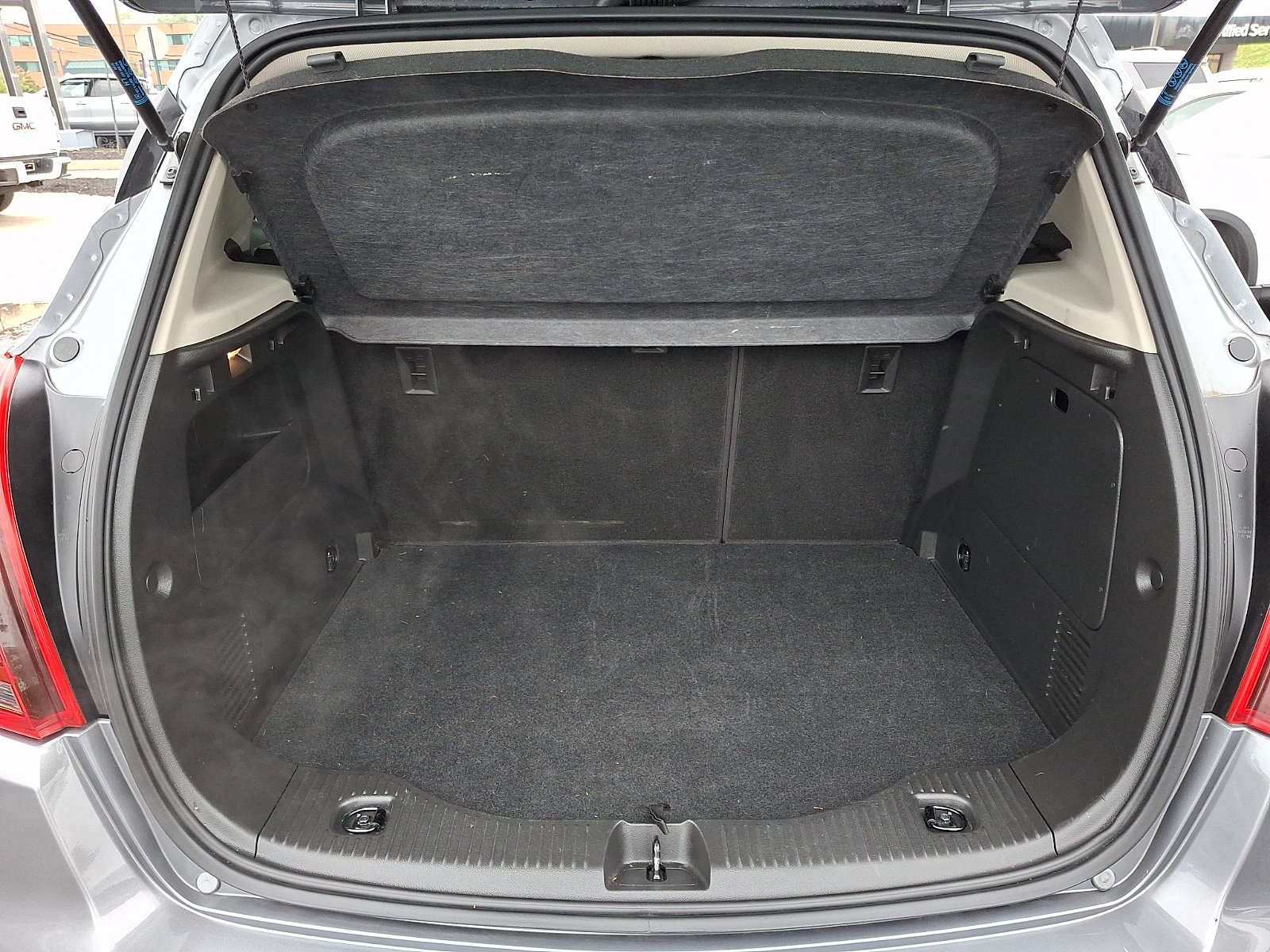 Used 2019 Buick Encore Essence AWD/4WD image 28