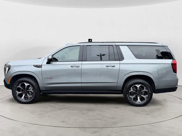 Used 2025 GMC Yukon XL AT4 w/ AT4 Premium Package AWD/4WD image 2