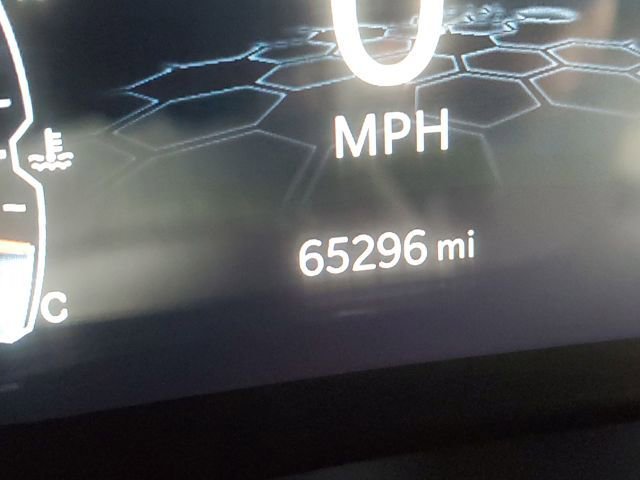 Used 2024 Jeep Compass Limited image 11