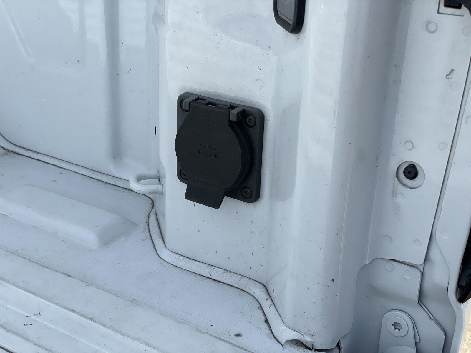 Used 2025 GMC Sierra 1500 SLT image 47