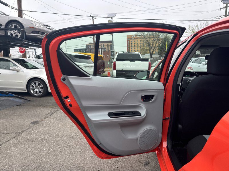 Used 2013 Toyota Prius C Three image 12