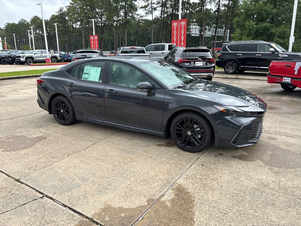 New 2026 Toyota Camry SE FWD image 9