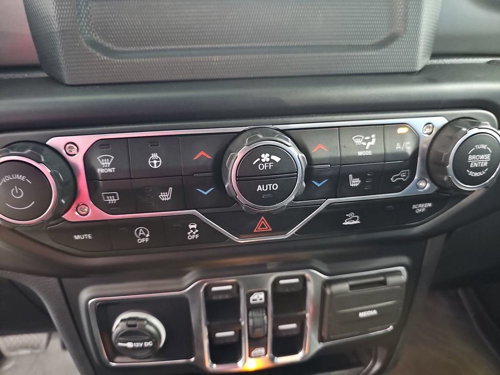 Used 2023 Jeep Gladiator Sport AWD/4WD image 20