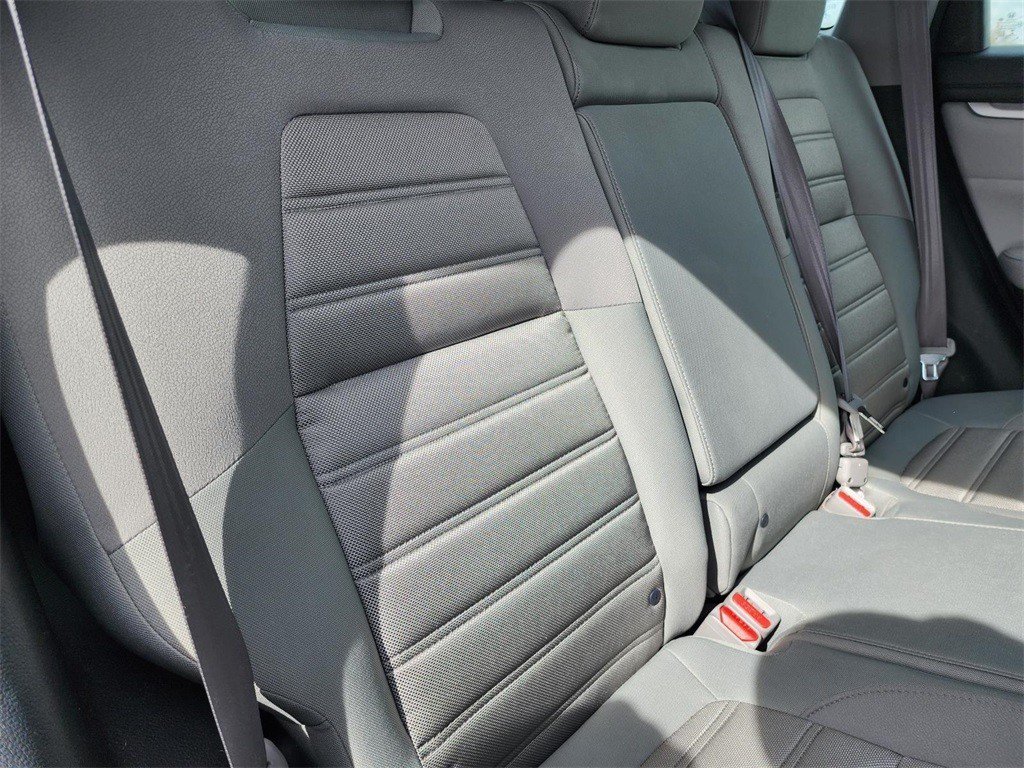 Used 2018 Honda CR-V LX image 14