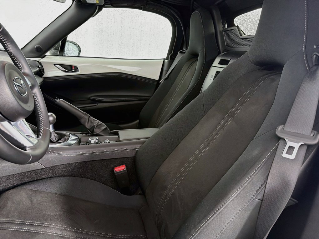 Used 2025 MAZDA MX-5 Miata Club RWD image 31