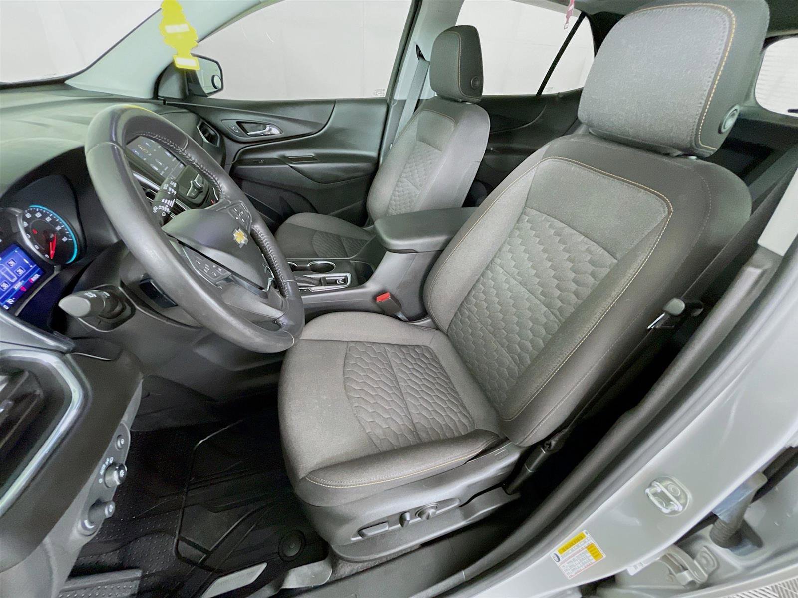 Used 2021 Chevrolet Equinox LT AWD/4WD image 23