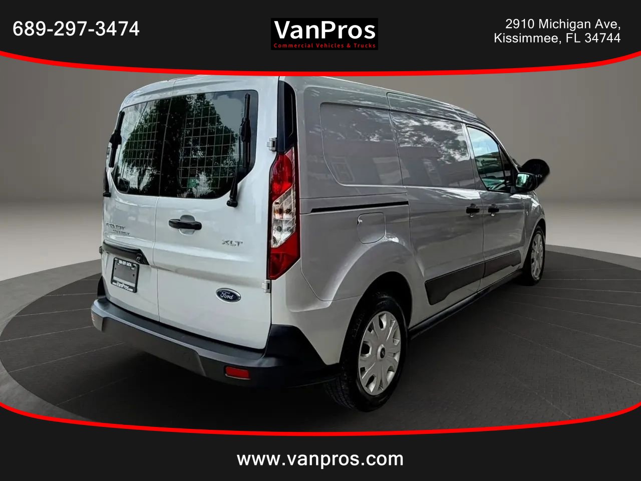 Used 2023 Ford Transit Connect XLT image 5