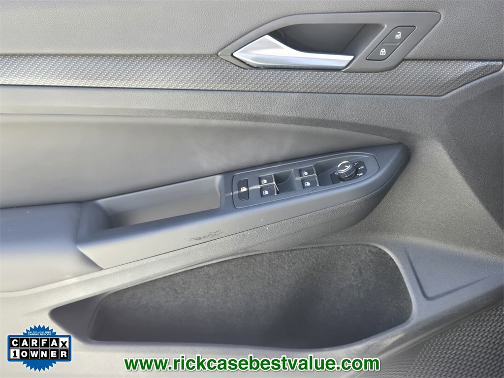 Used 2024 Volkswagen Golf R image 31