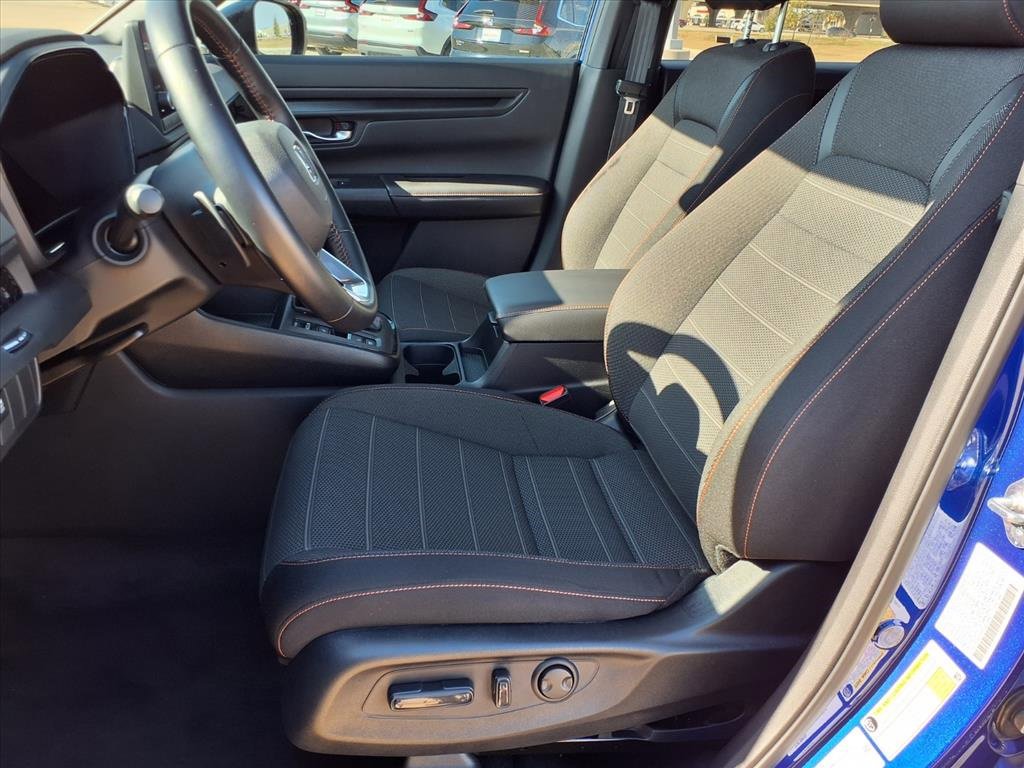 Used 2025 Honda CR-V Sport image 24