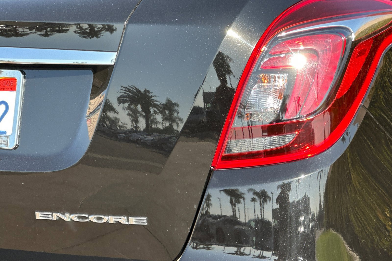 Certified 2019 Buick Encore Preferred w/ Safety Package FWD image 28