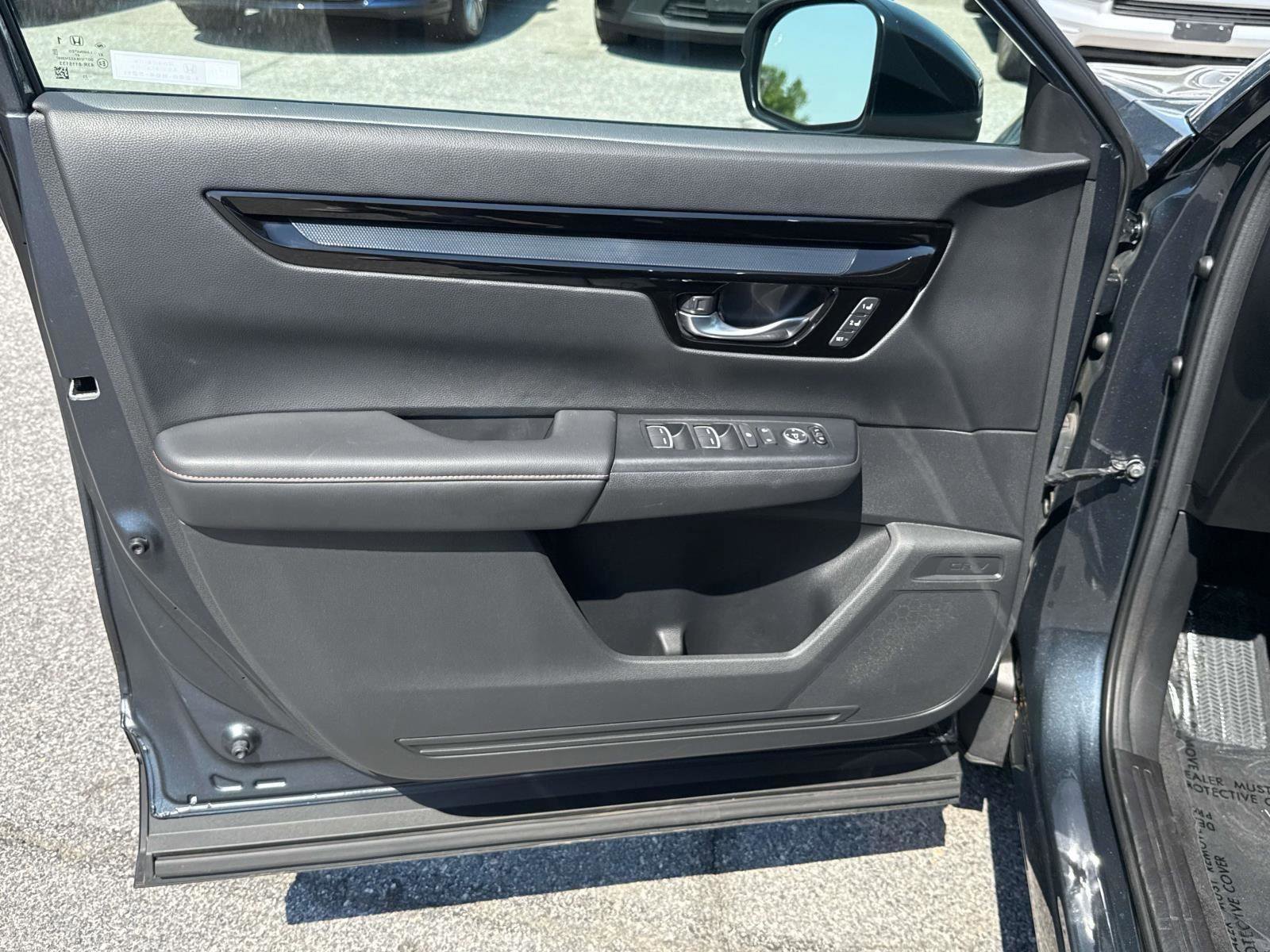Used 2023 Honda CR-V Sport Touring image 18