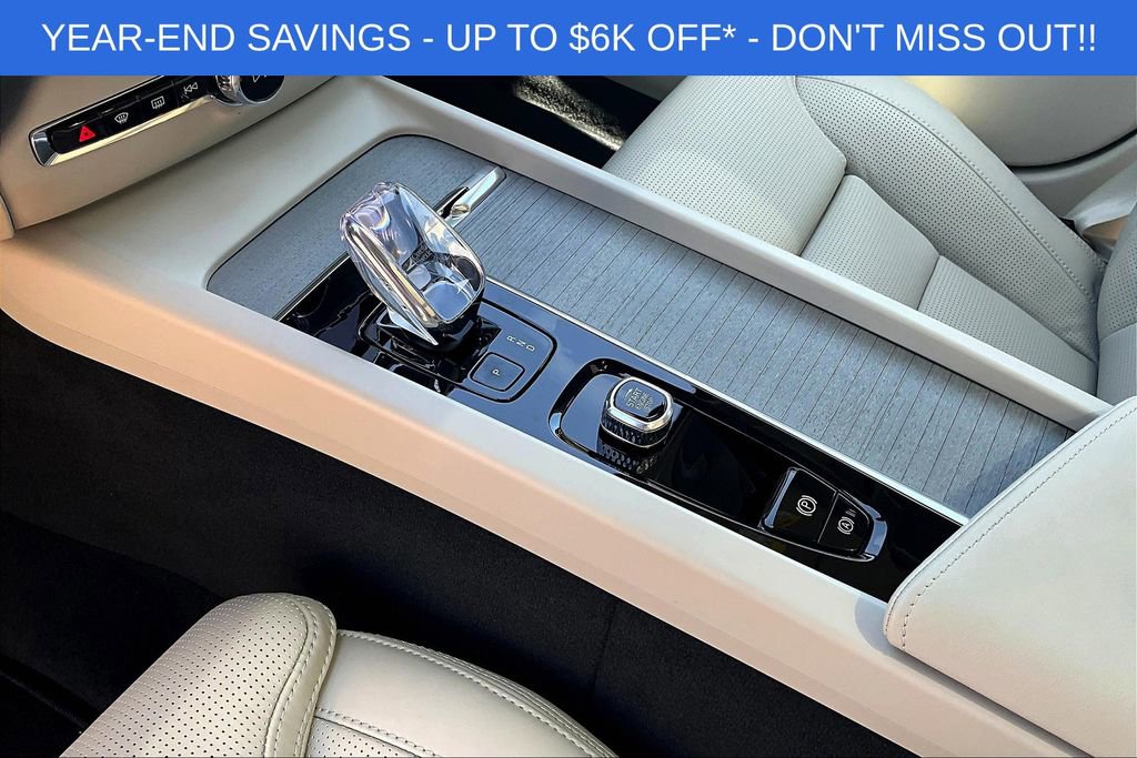 New 2025 Volvo V60 B5 Cross Country Ultra w/ Protection Package Premier image 25