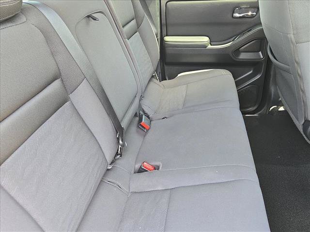 Used 2022 Nissan Frontier SV w/ Technology Package RWD image 18
