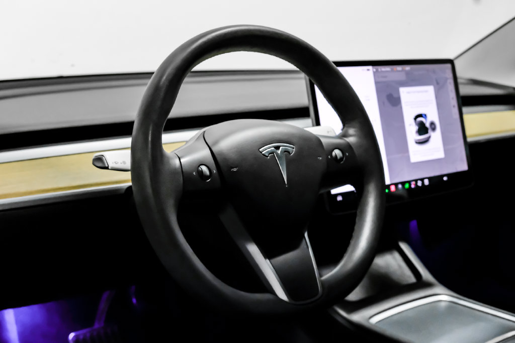 Used 2022 Tesla Model 3 Long Range AWD/4WD image 18