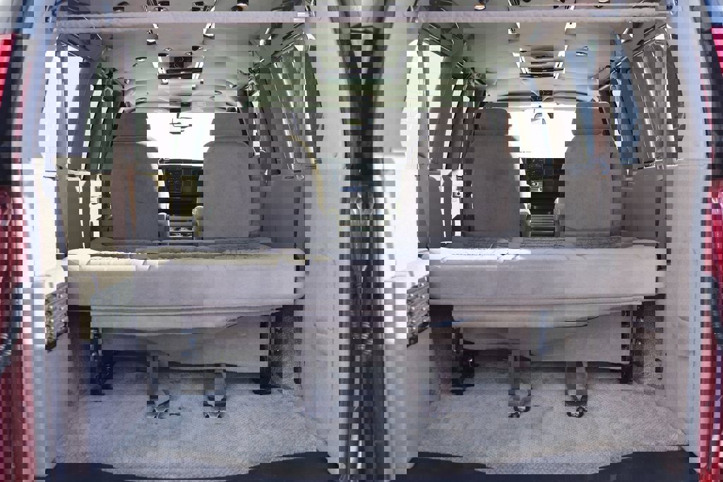 Used 2007 Chevrolet Express 1500 w/ Preferred Equipment Group image 39