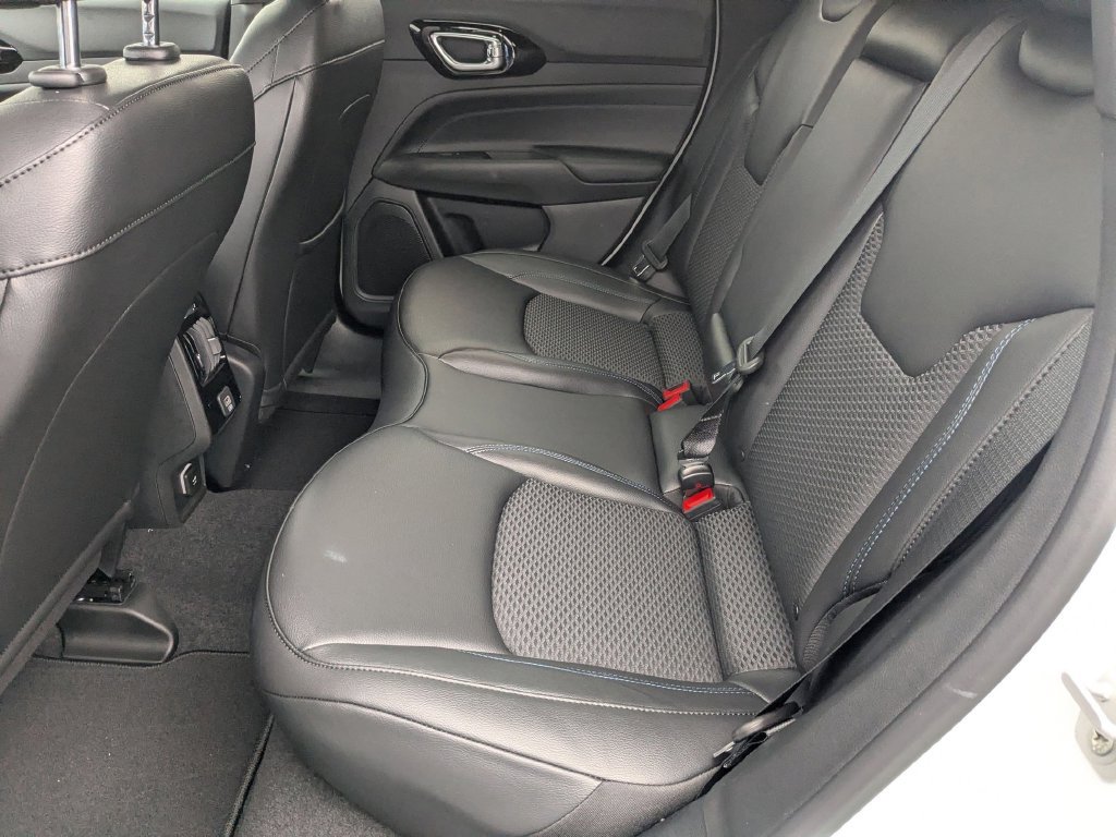 New 2026 Jeep Compass Latitude AWD/4WD image 23