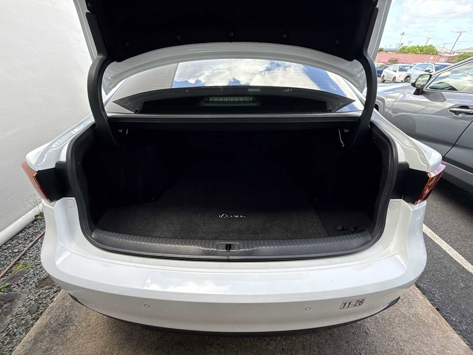 Used 2020 Lexus IS 350 F Sport RWD image 24
