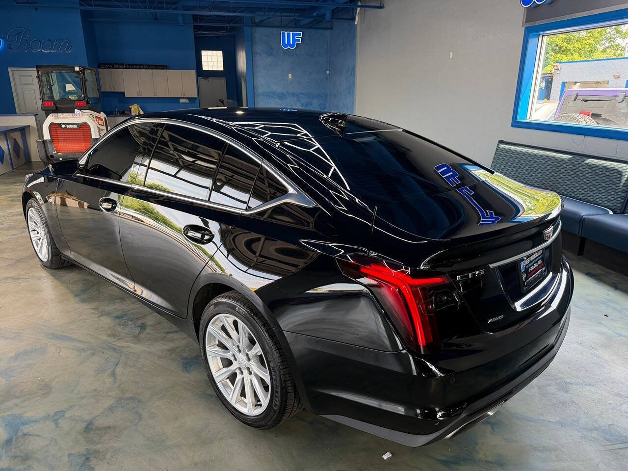 Used 2024 Cadillac CT5 Luxury w/ Cold Weather Package AWD/4WD image 13