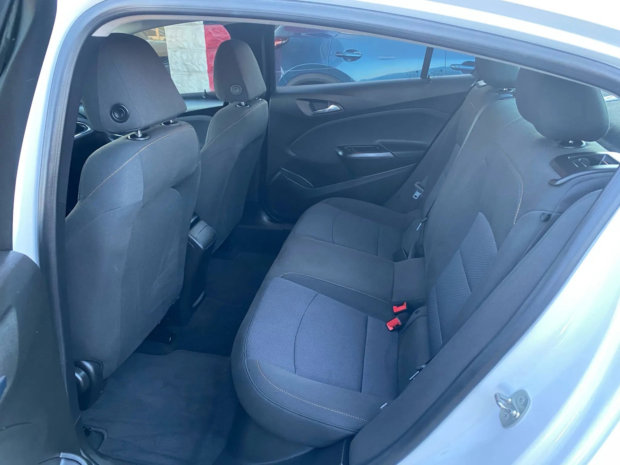 Used 2018 Chevrolet Cruze LS image 12