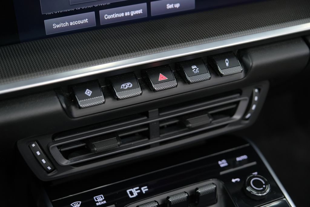 Used 2022 Porsche 911 Turbo image 41