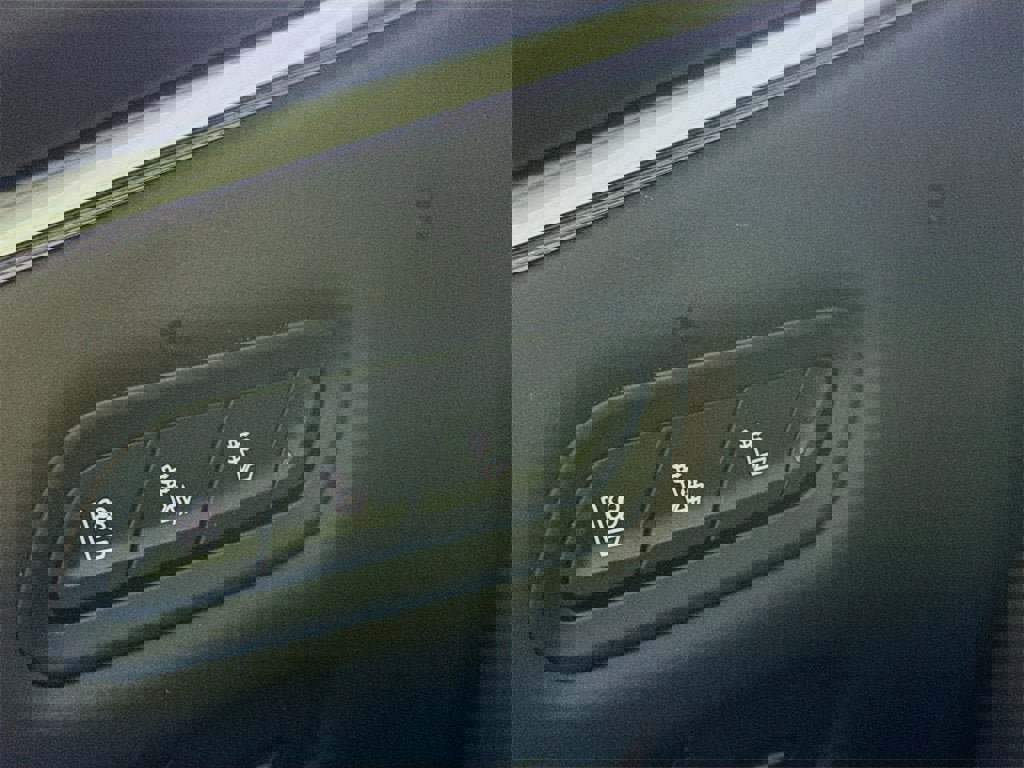 Used 2021 Cadillac Escalade Sport Platinum w/ LPO, ONYX Package image 15