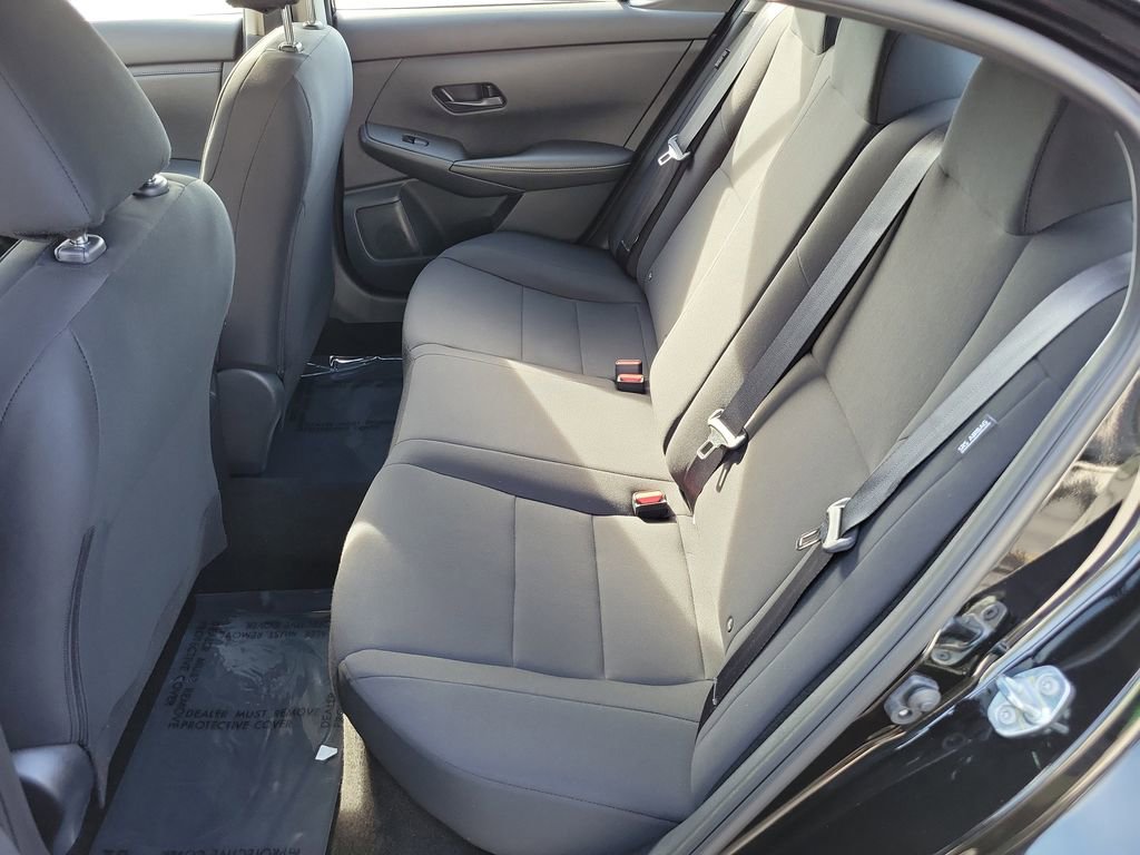 Used 2025 Nissan Sentra S image 19