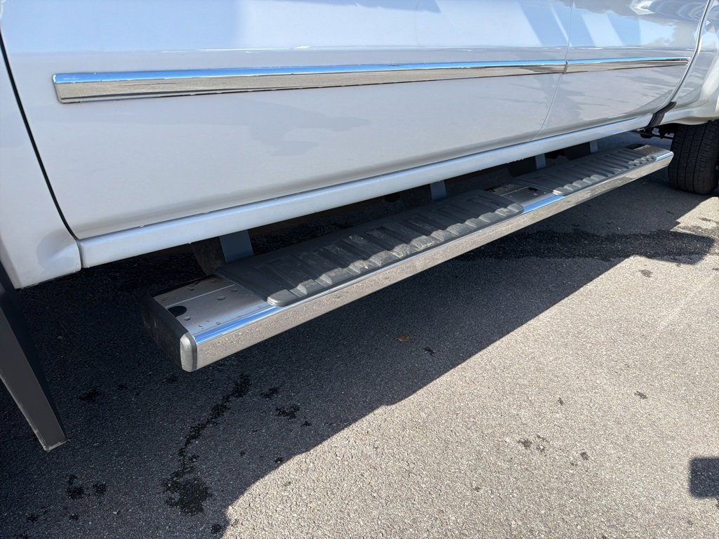 Used 2018 GMC Sierra 3500 Denali w/ Duramax Plus Package image 15