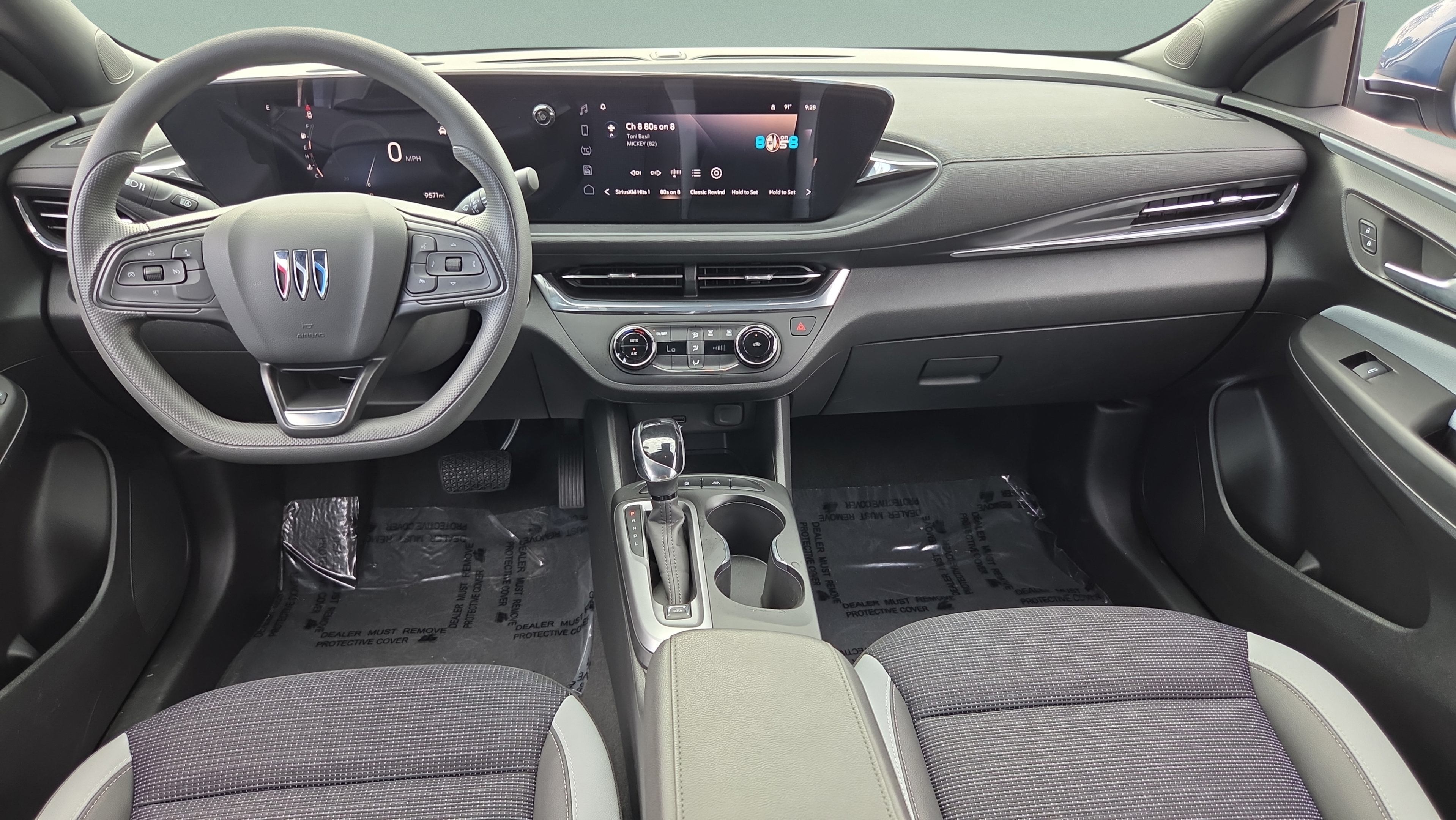Certified 2025 Buick Envista Preferred FWD image 12