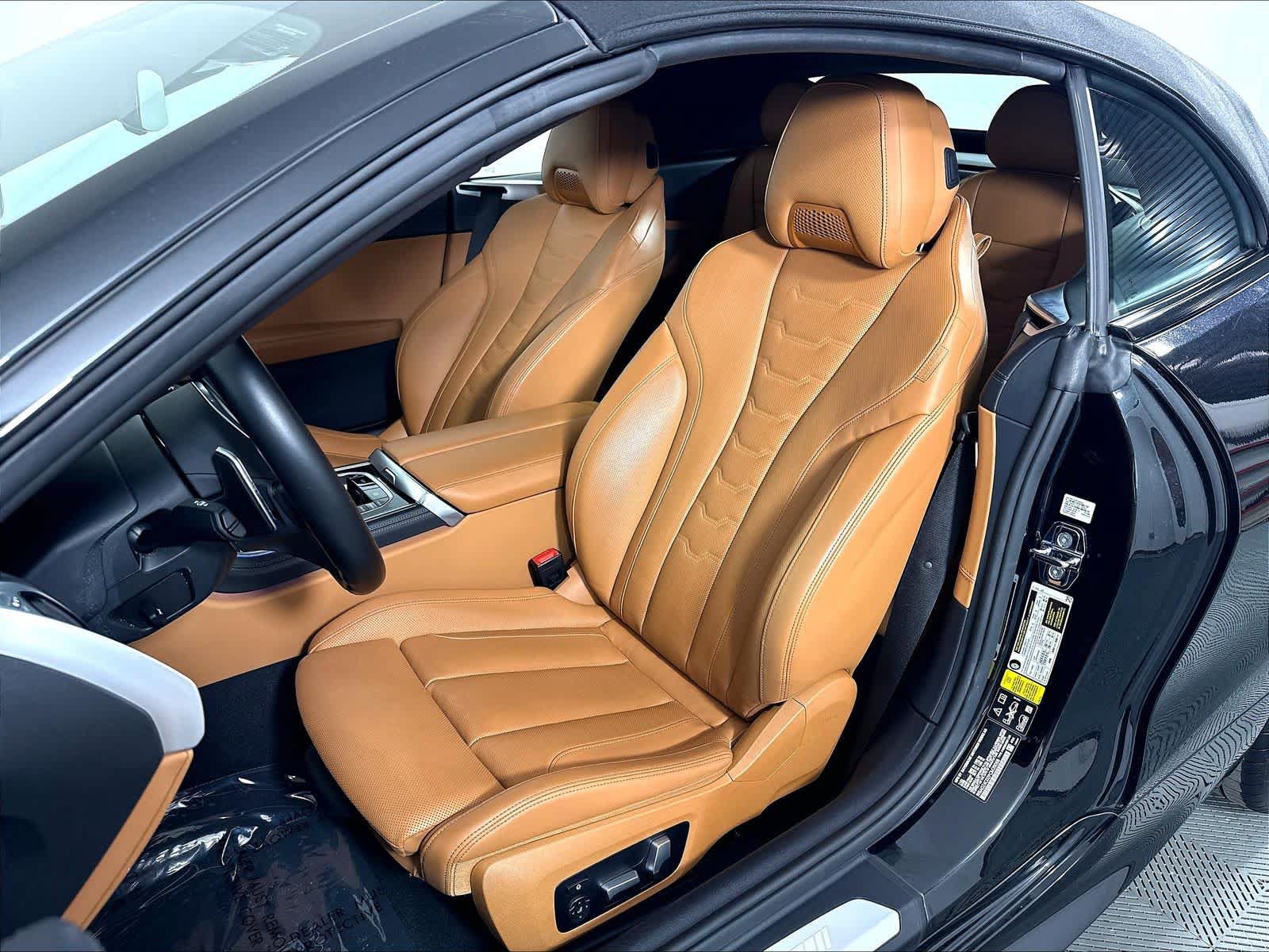 Used 2023 BMW 840i xDrive Convertible AWD/4WD image 5