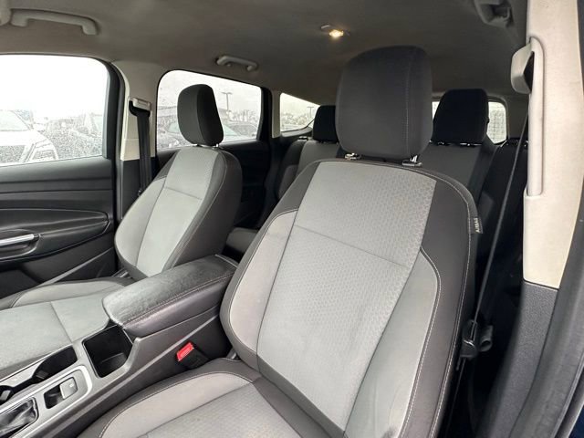 Used 2018 Ford Escape SE image 25
