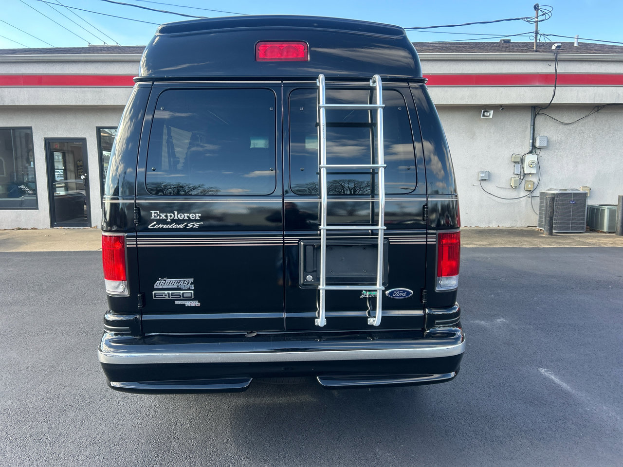 Used 2012 Ford E-150 and Econoline 150 w/ RV Plus Pkg image 6