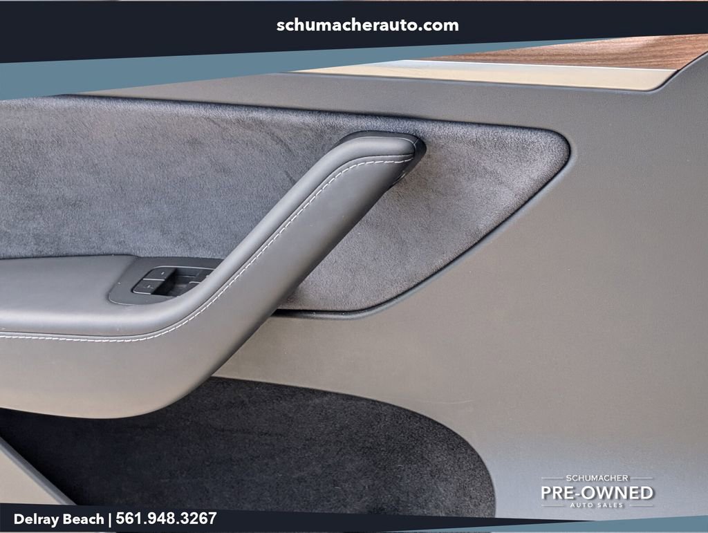 Used 2025 Tesla Model Y Long Range RWD image 24