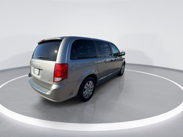 Used 2019 Dodge Grand Caravan SE w/ UConnect Hands-Free Group FWD image 8