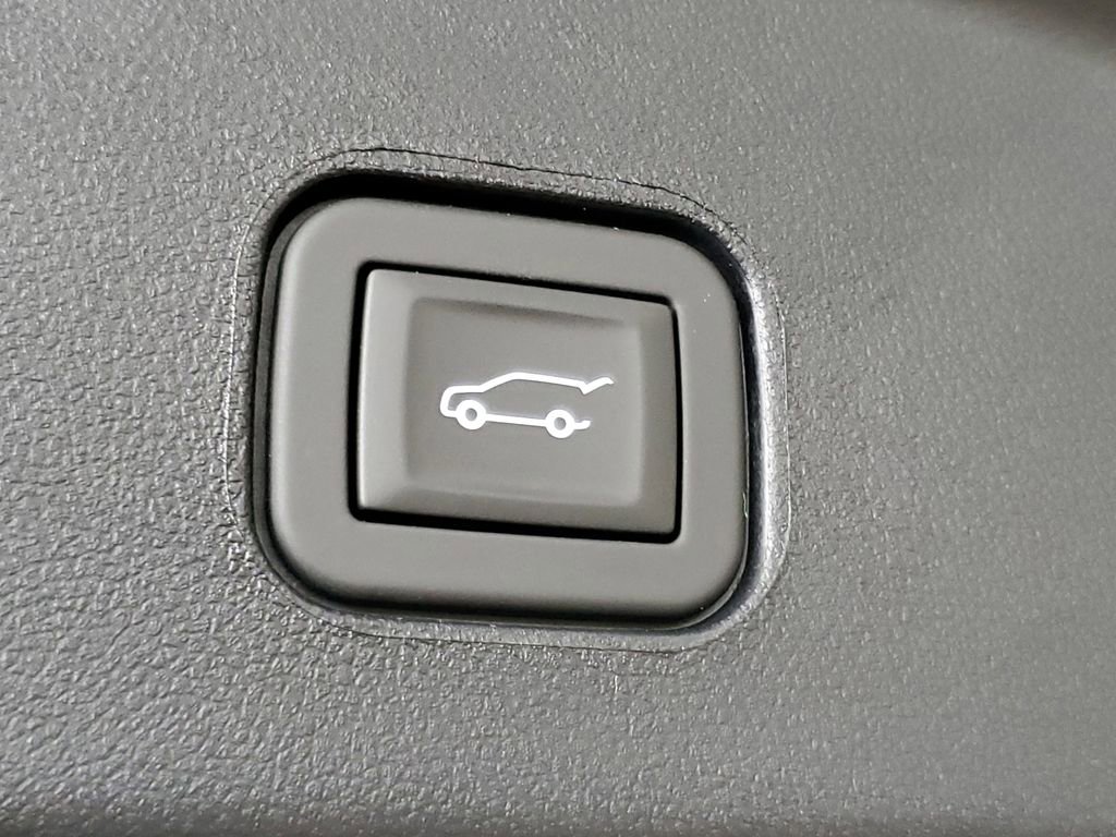 New 2026 Cadillac Lyriq Sport RWD image 8