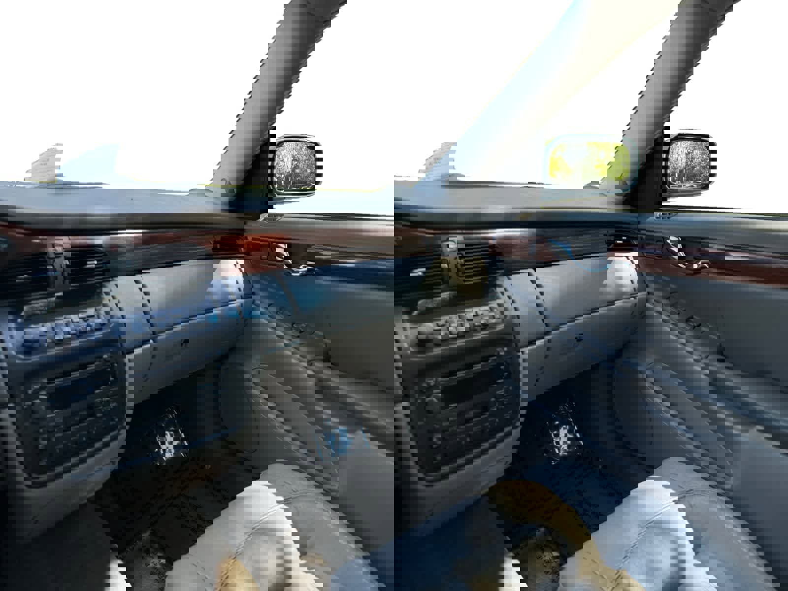 Used 2000 Cadillac De Ville w/ Comfort/Convenience Pkg FWD image 19