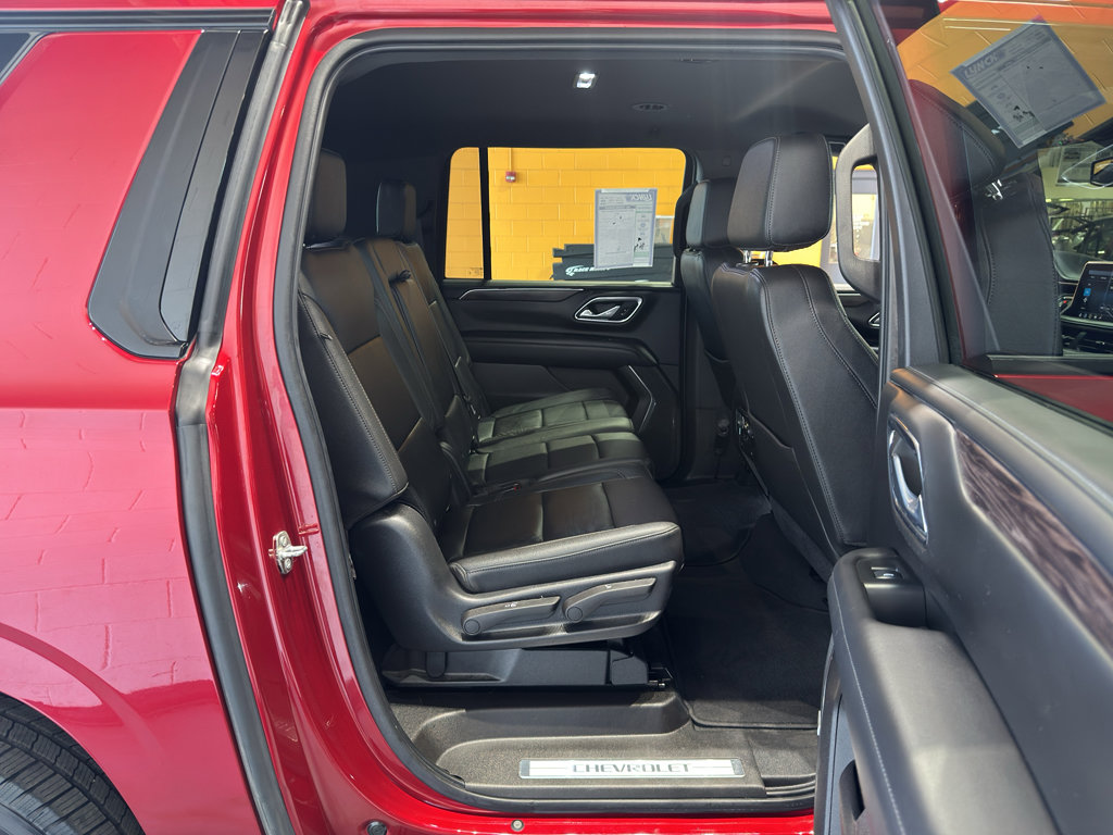 Used 2021 Chevrolet Suburban Z71 image 23