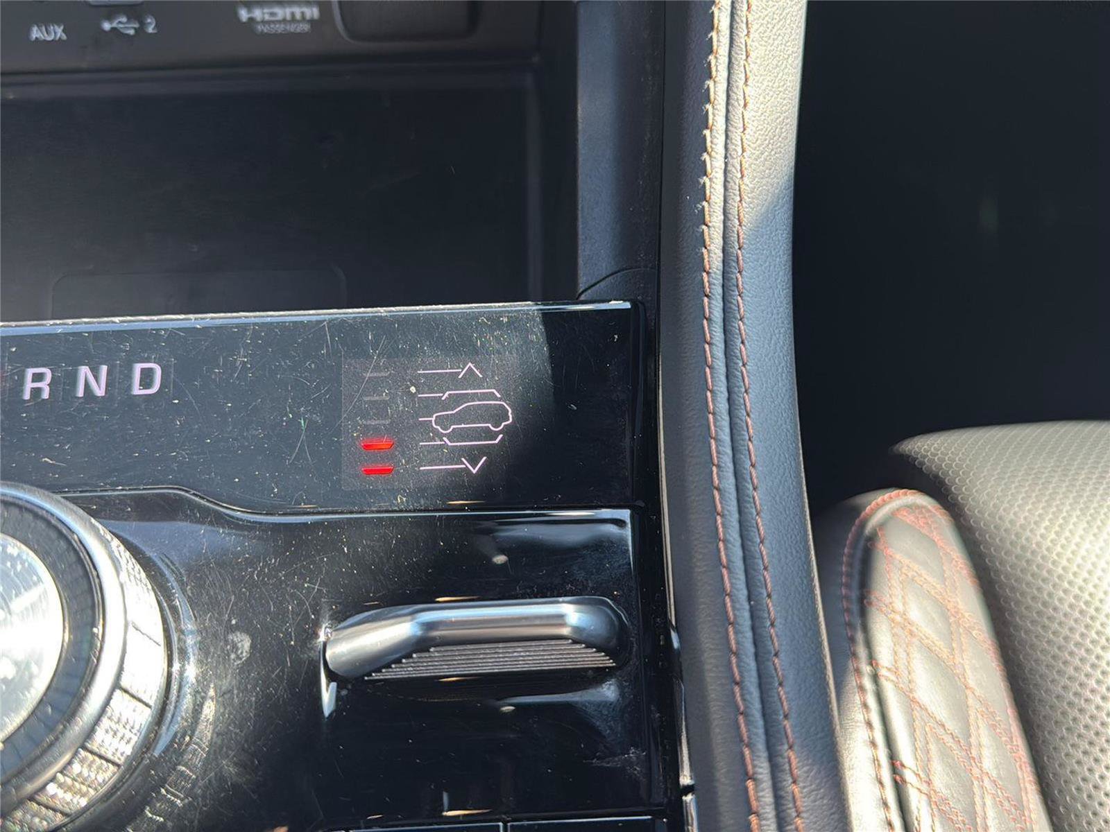 Used 2023 Jeep Grand Cherokee Summit AWD/4WD image 17