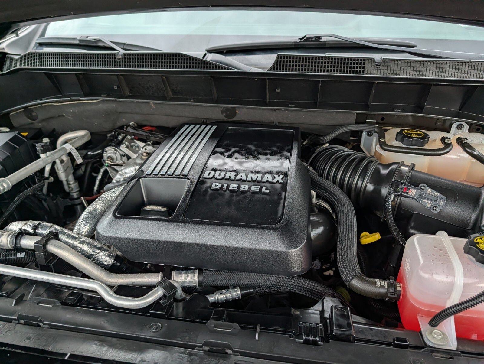 Used 2024 Chevrolet Silverado 1500 RST AWD/4WD image 40