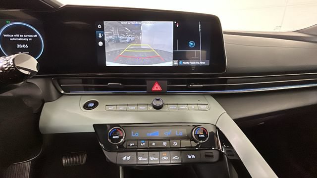 Certified 2025 Hyundai Elantra Limited FWD image 25