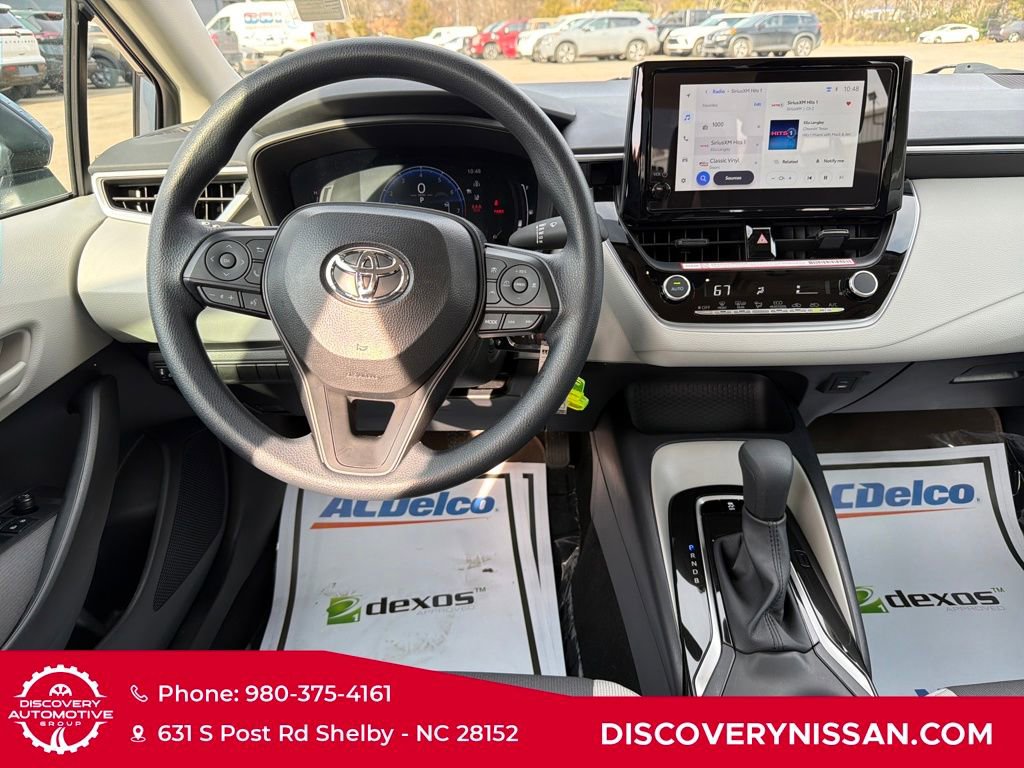 Used 2026 Toyota Corolla LE image 31