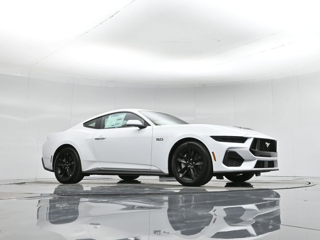 New 2026 Ford Mustang GT image 2