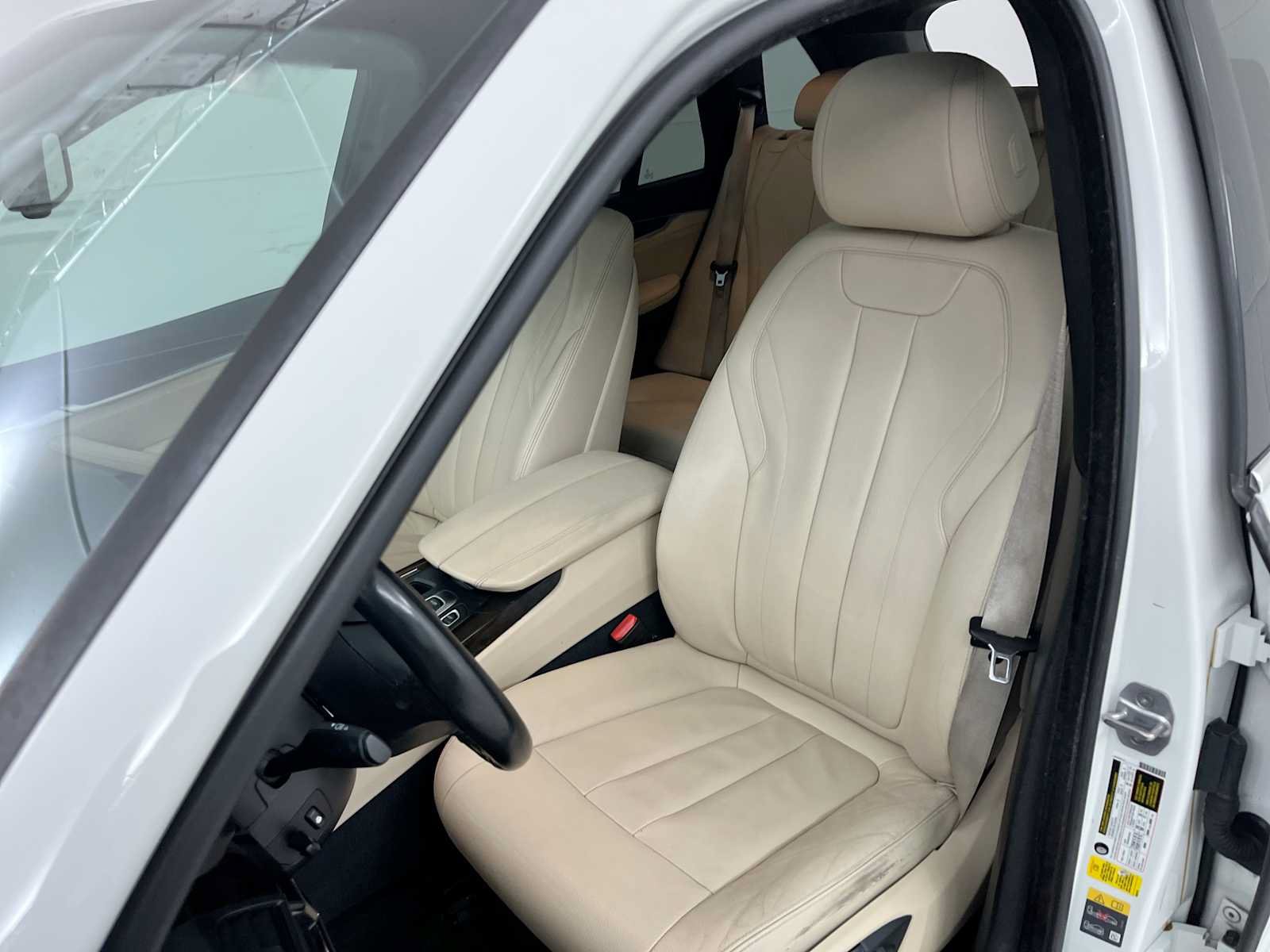 Used 2017 BMW X5 xDrive40e AWD/4WD image 19