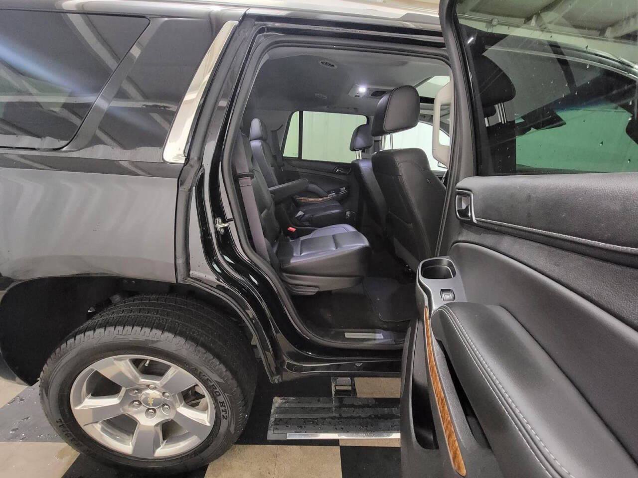 Used 2017 Chevrolet Tahoe Premier image 32