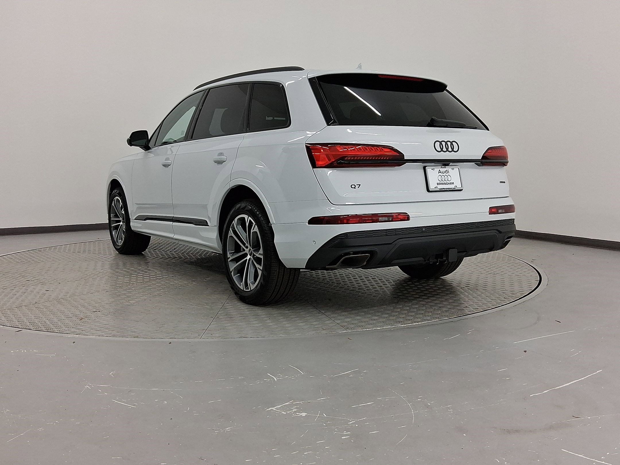 New 2026 Audi Q7 3.0T Premium image 3