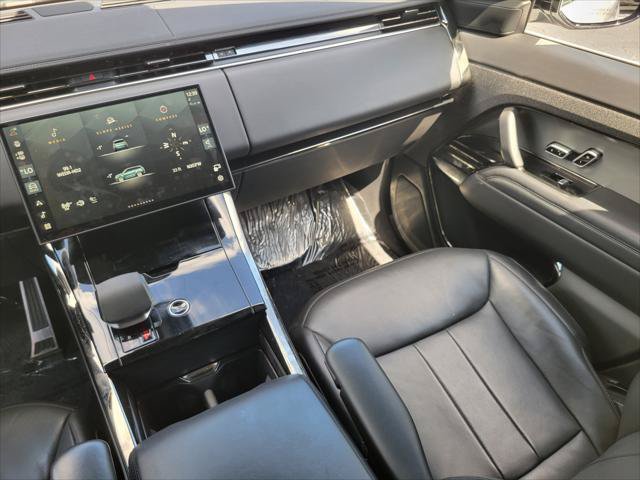 Used 2024 Land Rover Range Rover Sport Dynamic SE AWD/4WD image 16
