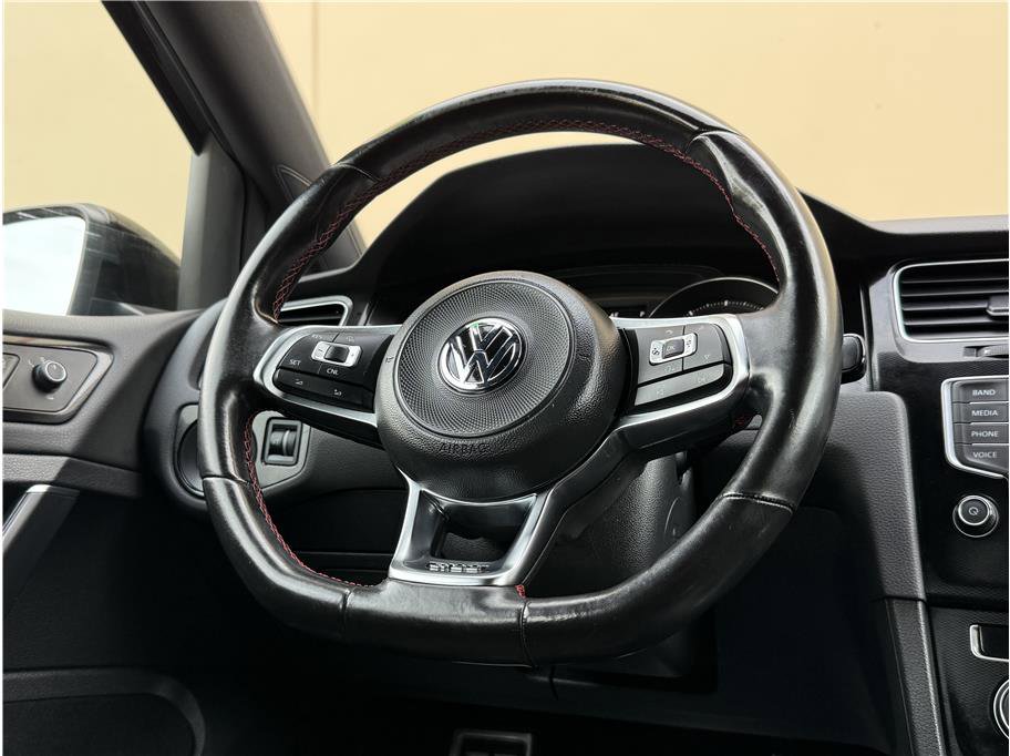 Used 2017 Volkswagen GTI S FWD image 10